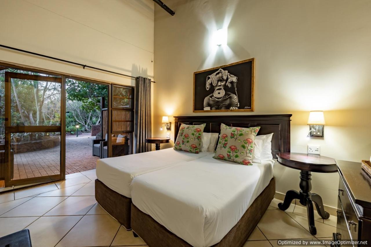 Zulu Nyala Game Lodge Hluhluwe Exterior foto